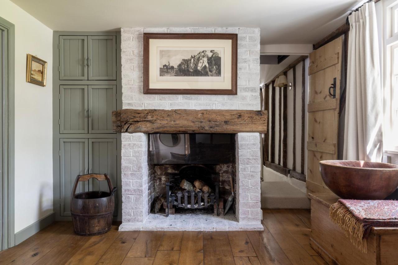 Cosy Cottage With Beautiful Garden, Hottub & Sauna Marden  Bagian luar foto