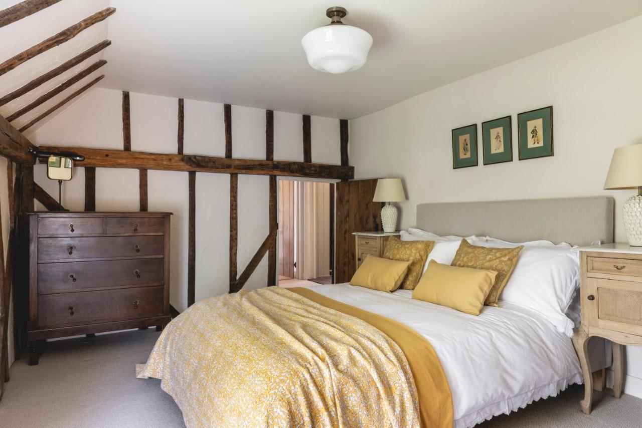 Cosy Cottage With Beautiful Garden, Hottub & Sauna Marden  Bagian luar foto