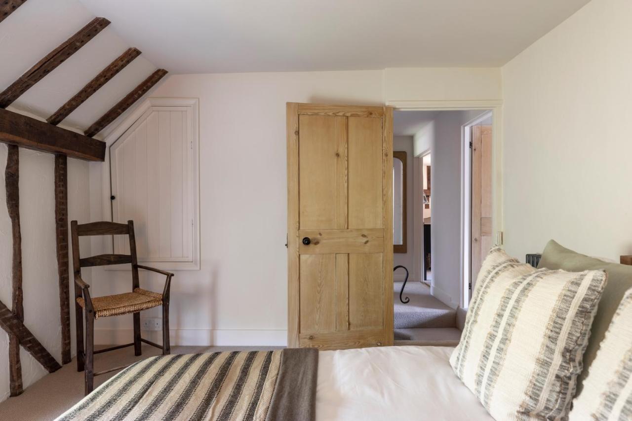 Cosy Cottage With Beautiful Garden, Hottub & Sauna Marden  Bagian luar foto