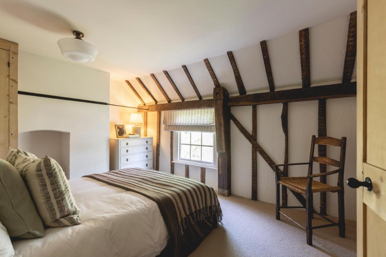 Cosy Cottage With Beautiful Garden, Hottub & Sauna Marden  Bagian luar foto
