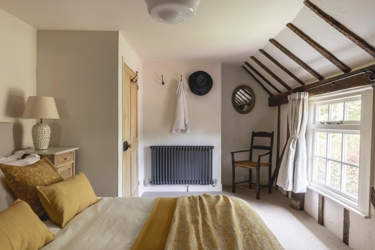 Cosy Cottage With Beautiful Garden, Hottub & Sauna Marden  Bagian luar foto